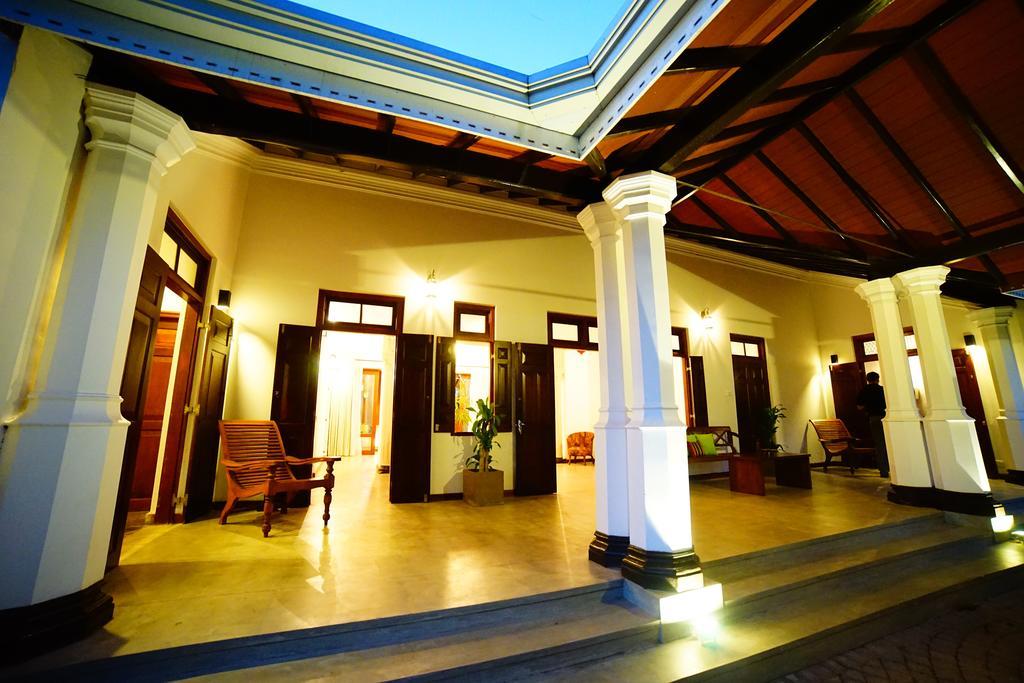 فندق Lespri Grand نيجومبو المظهر الخارجي الصورة