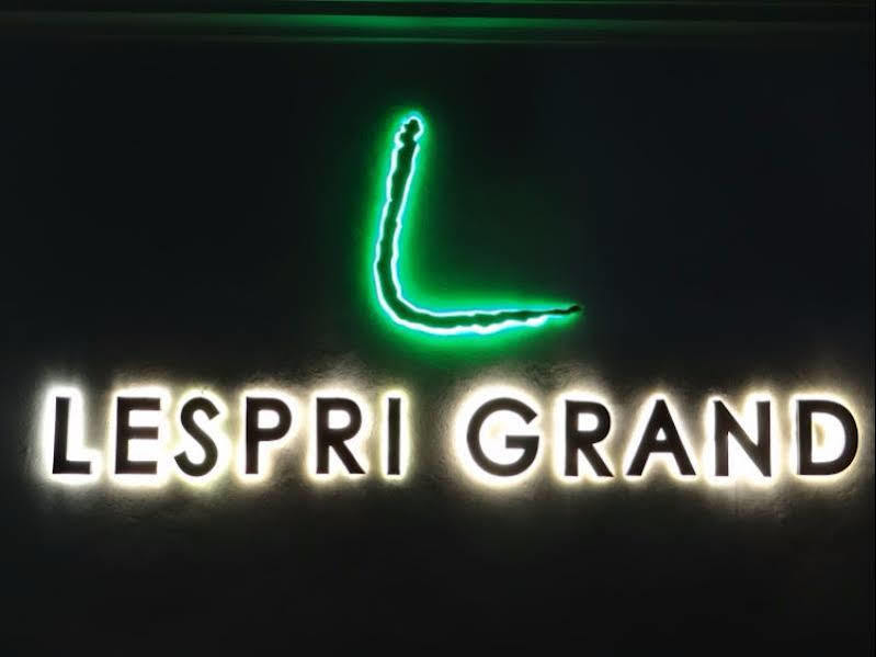 فندق Lespri Grand نيجومبو المظهر الخارجي الصورة